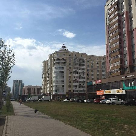 Уютная Квартира Комфорт Класса74 Astana Exterior foto